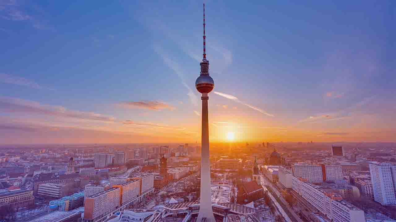 Berlin-Mach Urlaub zu Hause - Comacon